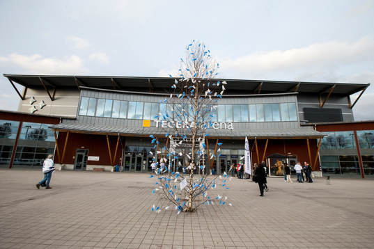 Tegera arena innan ishockeymatchen i kvalet  till SHL