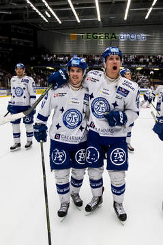 Leksands Oskar Lang Daniel Bertov jublar