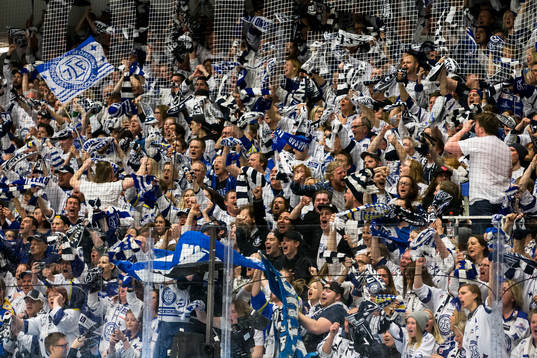 Leksands fansen jublar