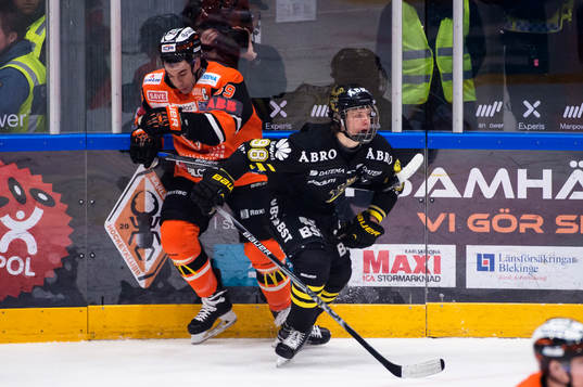 s Jesper Bratt