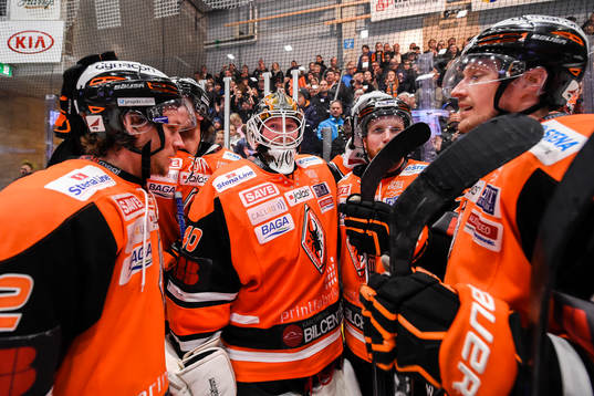 Bläddra bland fler bilder av Ishockey, Kval till SHL, Karlskrona - AIK