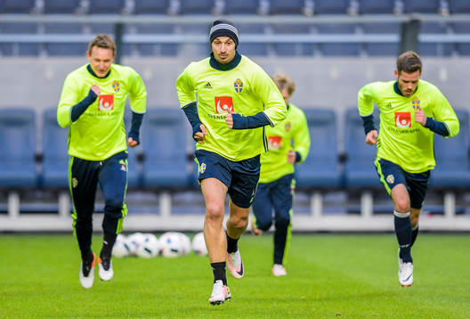 Kim Källström, Zlatan Ibrahimovic och Emil Salomonsson