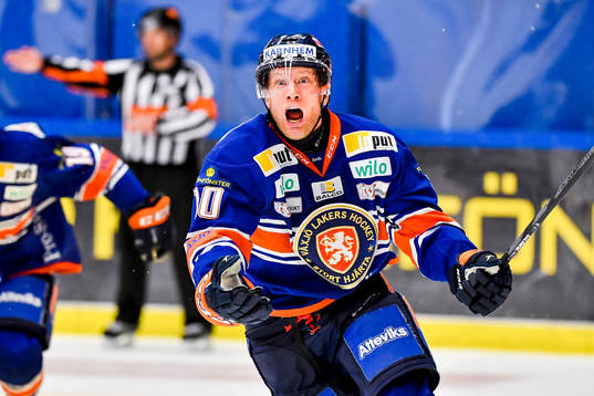 Växjös Richard Gynge jublar