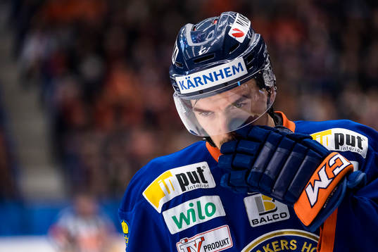 Växjös Eddie Larsson hänger med huvudet