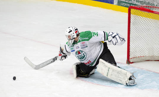 Rögles målvakt Filip Ternbom