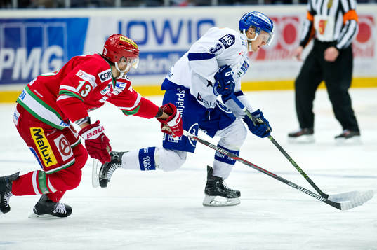 Modos Bill Thomas och Leksands Daniel Bertov