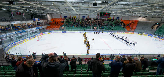 Nationalsånegn i Rosvalla Event center