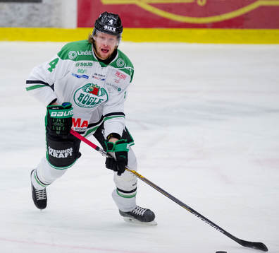 Max Lindholm och Nicklas Lindholm-Schmidt jublar