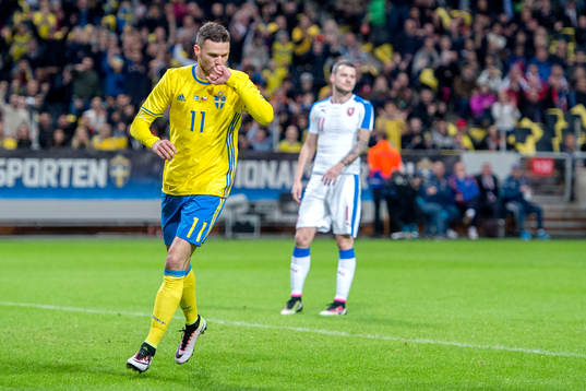 Sveriges Marcus Berg jublar