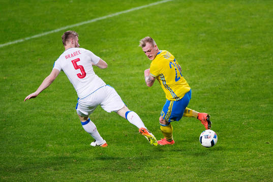 Tjeckien  Jakub Brabec och Sveriges John Guidetti
