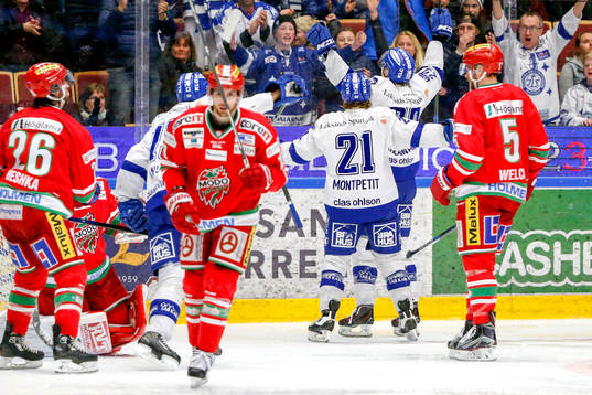 Leksands Tommi Paakkolanvaara och Brock Montpetit jublar