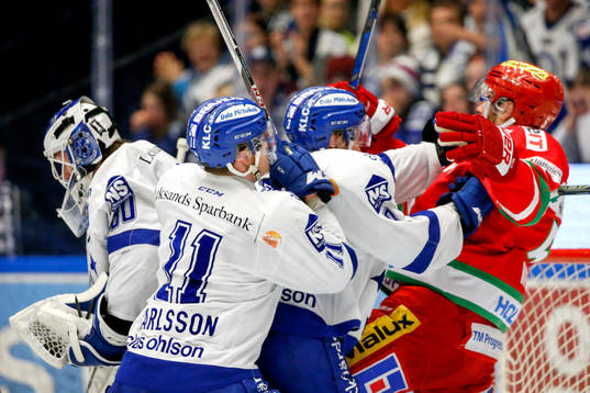 Leksands målvakt Henrik Haukeland, Martin Karlsson och