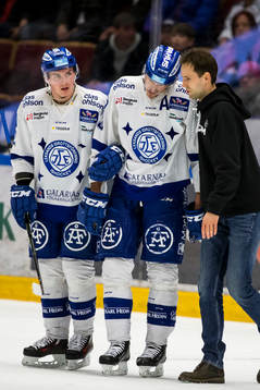 Leksands Jon Knuts får hjälp av isen av Martin Grönberg