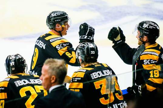 Skellefteås Patrik Zackrisson jublar