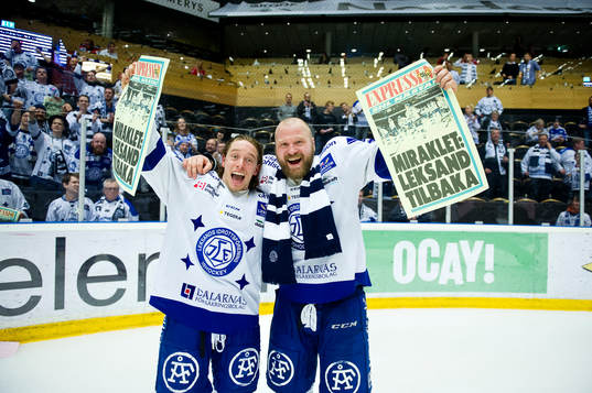Leksands Brock Montpetit och Jonas Frögren jublar