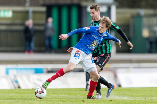 Åtvidabergs Simon Alexandersson och Varbergs Peter Nyström