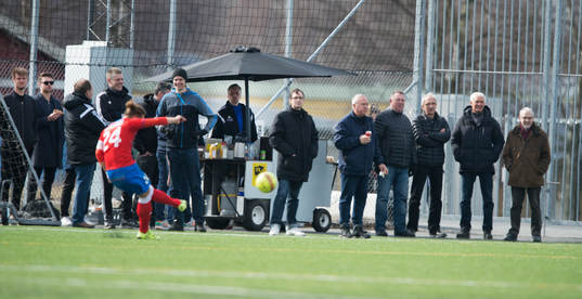 Experter på rad i träningsmatchen mellan IFK Hässleholm
