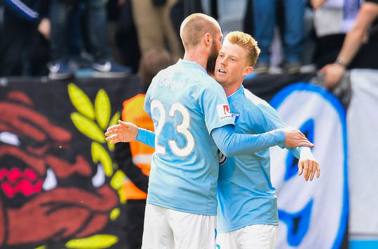 Malmö FFs Jo Inge Berget  och Anders Christiansen jublar
