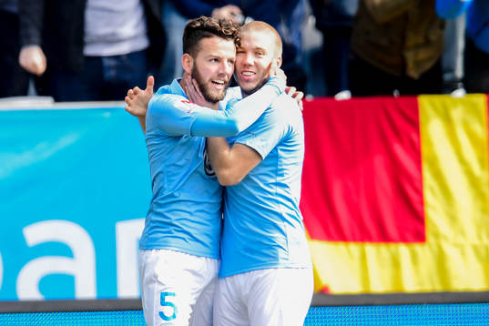 Malmö FFs Erdal Rakip och Anton Tinnerholm  jublar
