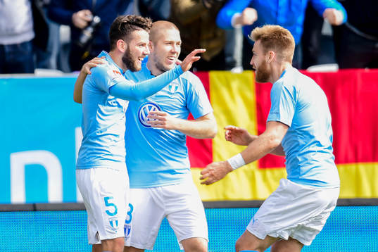 Malmö FFs Erdal Rakip och Anton Tinnerholm  jublar