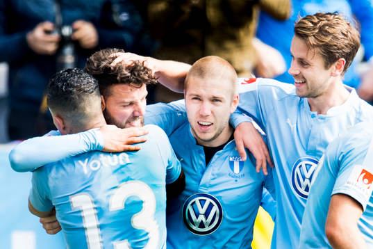 Malmö FFs Erdal Rakip firas av Yoshimar Yotún, Anton