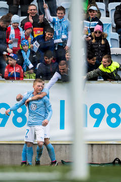 Malmö FFs Anders Christiansen jublar ihop med Vladimir