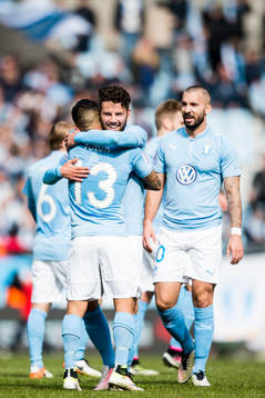 Malmö FFs Erdal Rakip kramar om Yoshimar Yotún