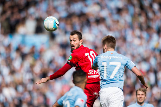Norrköpings Emir Kujovic och Malmö FFs Rasmus Bengtsson