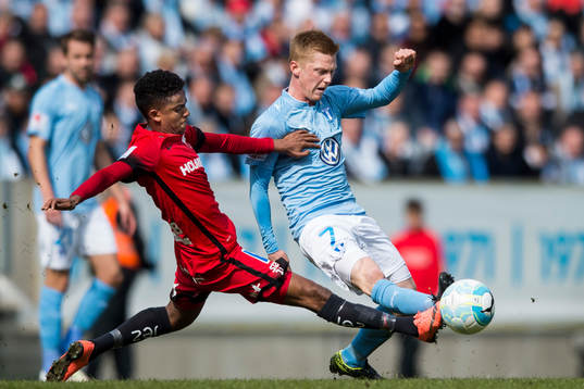 Norrköpings Tesfaldet Tekie och Malmö FFs Anders