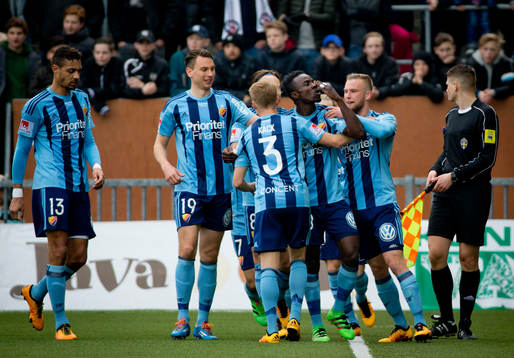 Djurgårdens Sam Johnson gör 0-1 och jublar