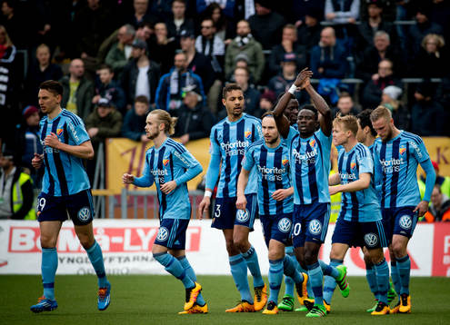 Djurgårdens Sam Johnson gör 0-1 och jublar