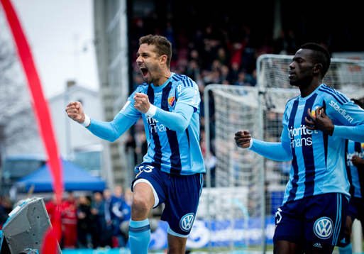 Djurgårdens Omar Colley gör 0-2 och jublar med Mathias