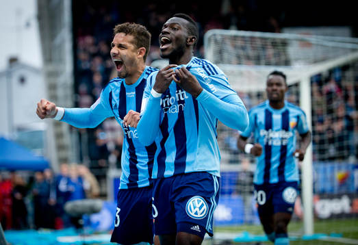 Djurgårdens Omar Colley gör 0-2 och jublar med Mathias