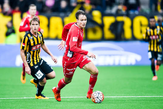 Häckens Rasmus Schuller  och Elfsborgs Viktor Prodell