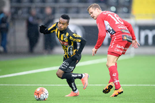 Häckens Nasiru Mohammed och Elfsborgs Viktor Claesson