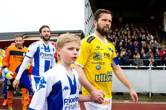 Lagen tågar in med Falkenbergs David Svensson och IFK