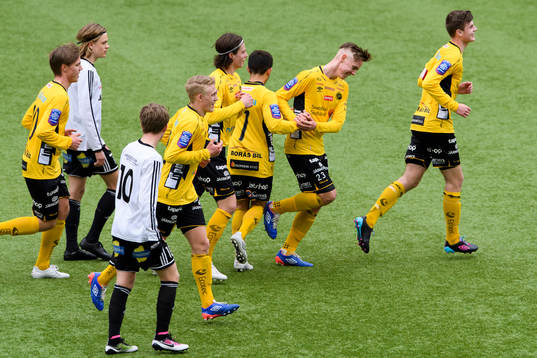 Elfsborgs spelare jublar