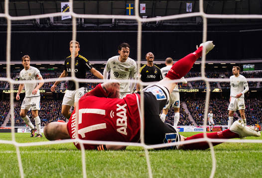 Bläddra bland fler bilder av Fotboll, Allsvenskan, AIK - GIF Sundsvall