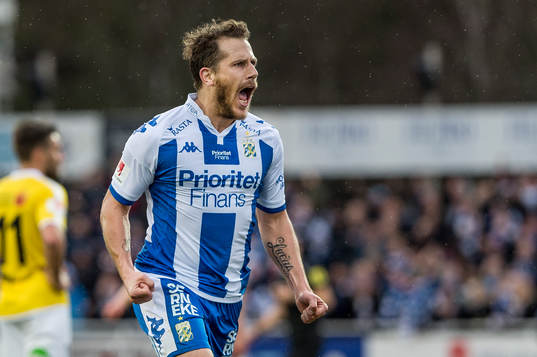 Bläddra bland fler bilder av Fotboll, Allsvenskan, Falkenberg - IFK Göteborg