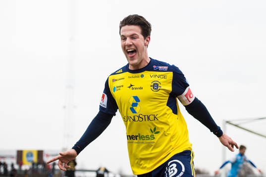 Bläddra bland fler bilder av Fotboll, Superettan, Ängelholm - Syrianska