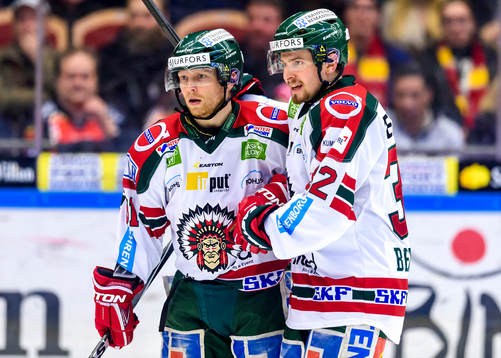 Frölundas Ryan Lasch (v) jublar