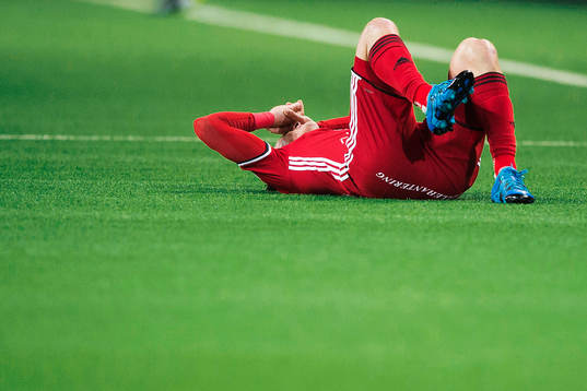 Östersunds Jamie Hopcutt skadas