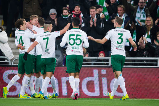 Hammarbys spelare jublar