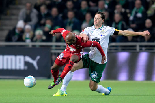 Östersunds Fouad Bachirou och Hammarbys Philip Haglund