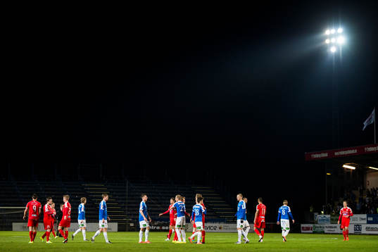 Trelleborgs och Värnamos spelare deppar