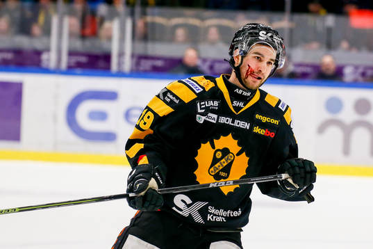 Skellefteås Andrew Calof fick ett skott i ansiktet och var