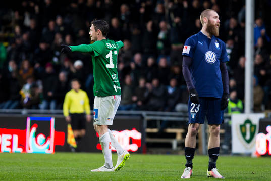 Jönköpings Daryl Smylie jublar