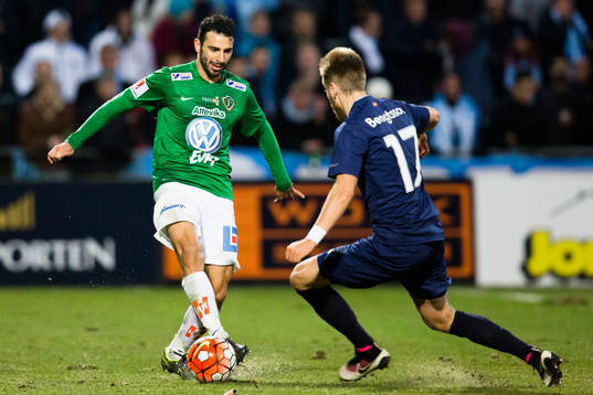 Jönköpings André Calisir mot Malmö FFs Rasmus Bengtsson