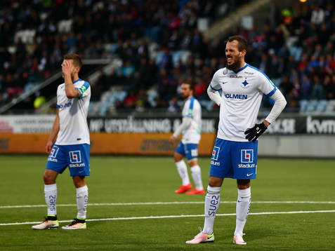 Norrköpings Emir Kujovic och Arnor Ingvi Traustason deppar