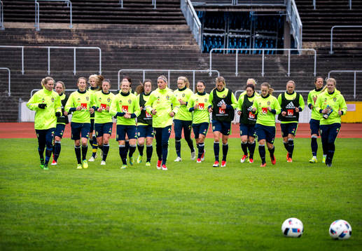 Svenska damlandslaget i fotboll